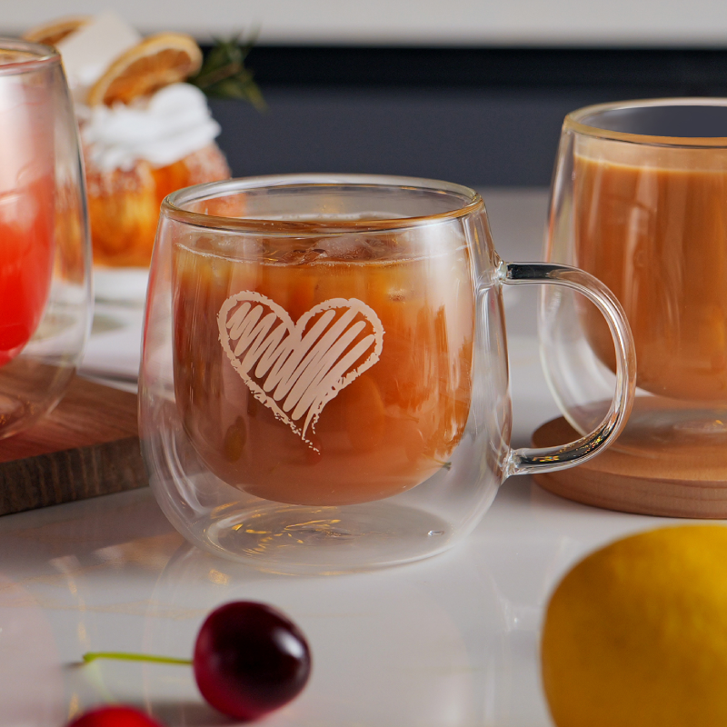 Lot de 2 verres à café en verre de 10 oz avec motif cœur