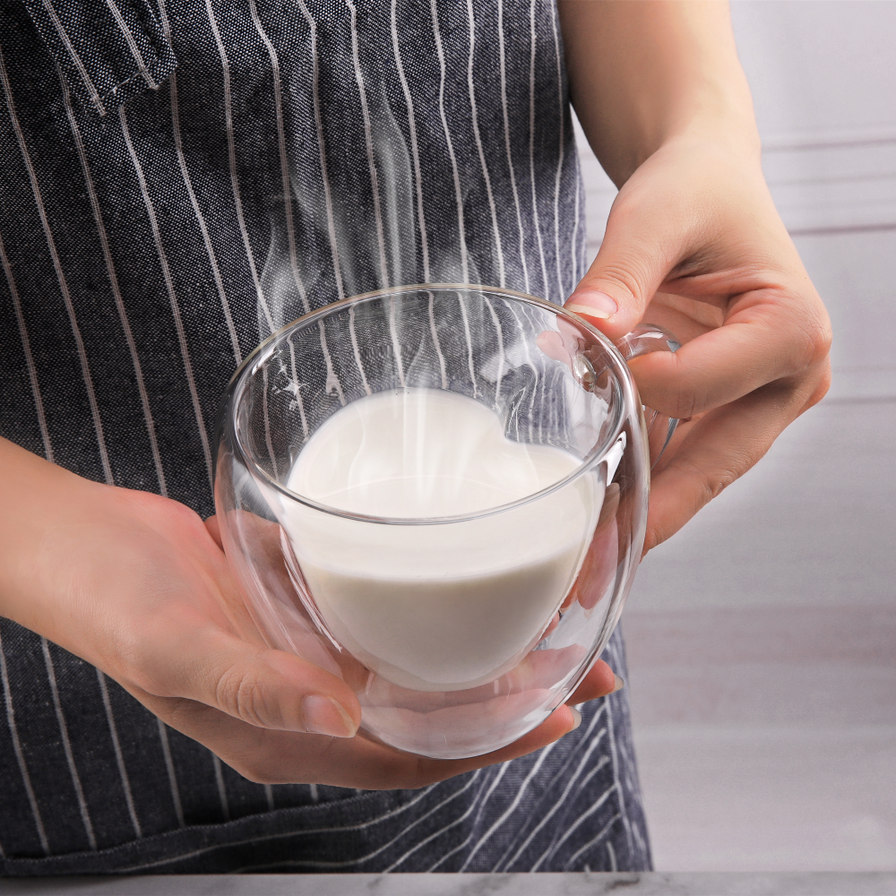 Tasses à thé transparentes isolées en verre en forme de cœur de 8,5 oz 1 pièce 2 pièces